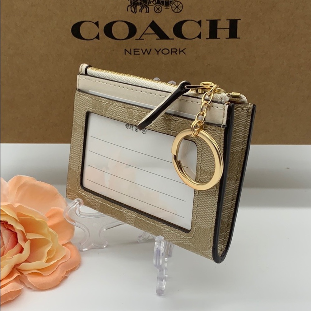 Mini Skinny Id Case In Signature Canvas - Picture 9 of 16